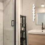 Apartment Gorgeous In *
